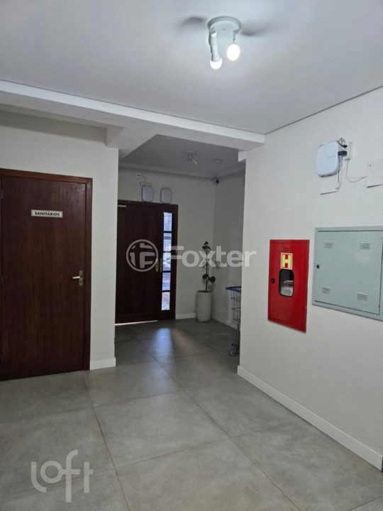 Apartamento à venda com 2 quartos, 70m² - Foto 13