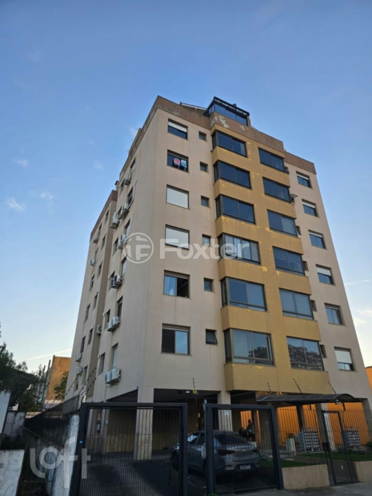 Apartamento à venda com 2 quartos, 70m² - Foto 1