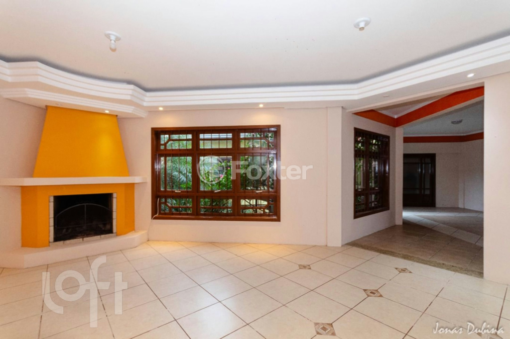 Casa à venda com 4 quartos, 330m² - Foto 4