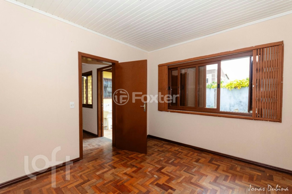 Casa à venda com 4 quartos, 330m² - Foto 19