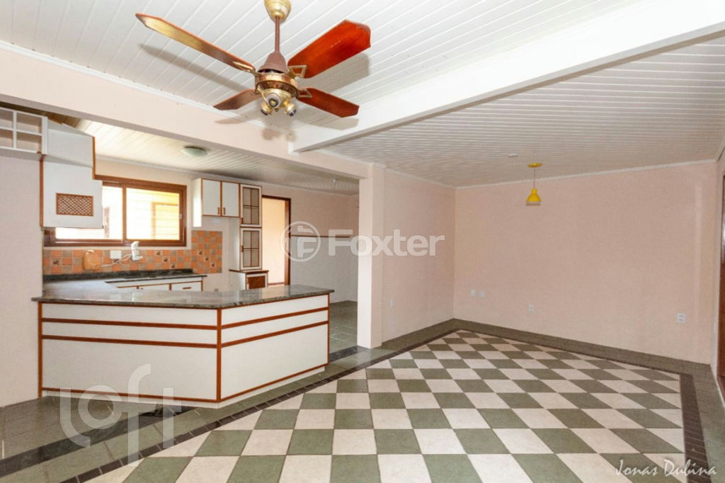 Casa à venda com 4 quartos, 330m² - Foto 13