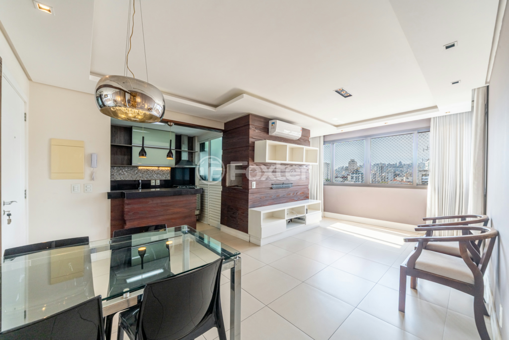Apartamento à venda com 2 quartos, 70m² - Foto 1