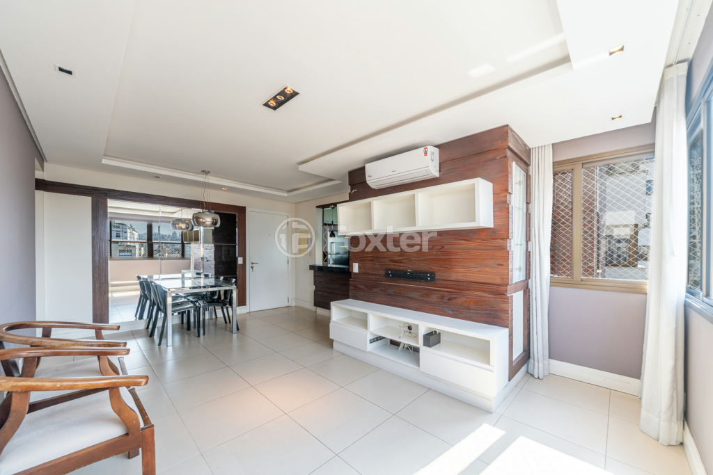 Apartamento à venda com 2 quartos, 70m² - Foto 9