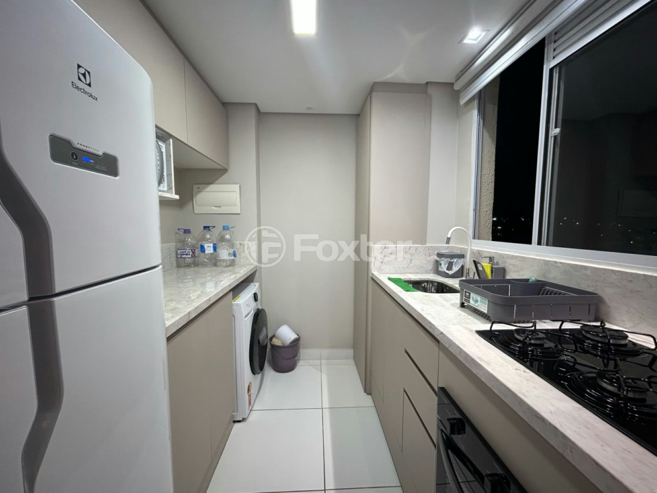Apartamento à venda com 2 quartos, 39m² - Foto 4