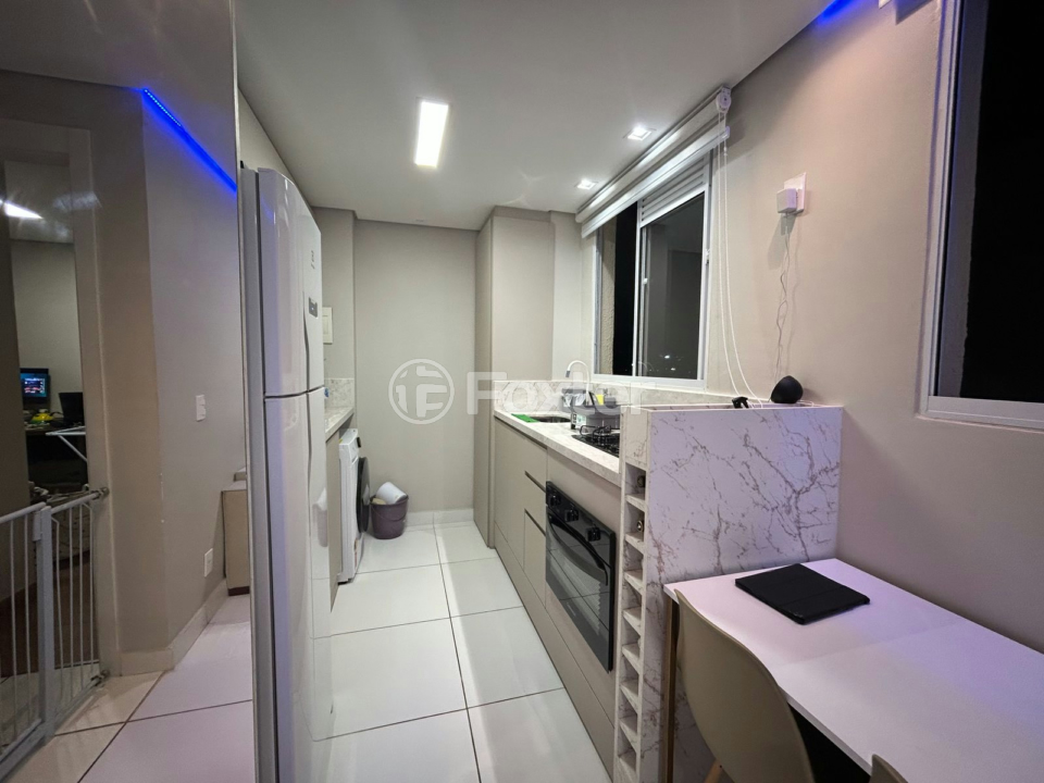 Apartamento à venda com 2 quartos, 39m² - Foto 2