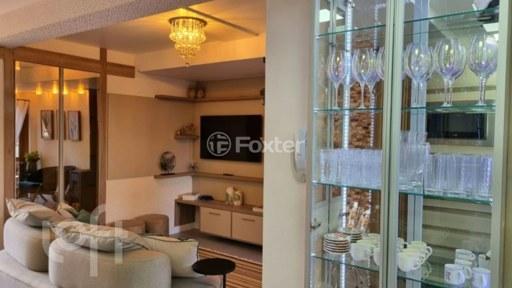 Apartamento à venda com 3 quartos, 111m² - Foto 4