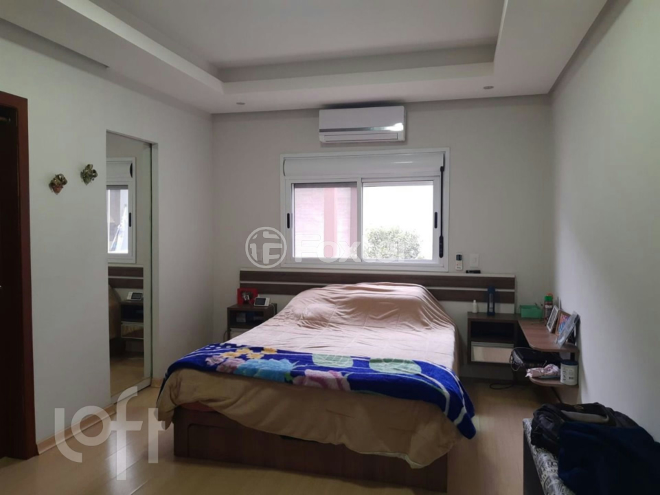Casa à venda com 4 quartos, 200m² - Foto 8