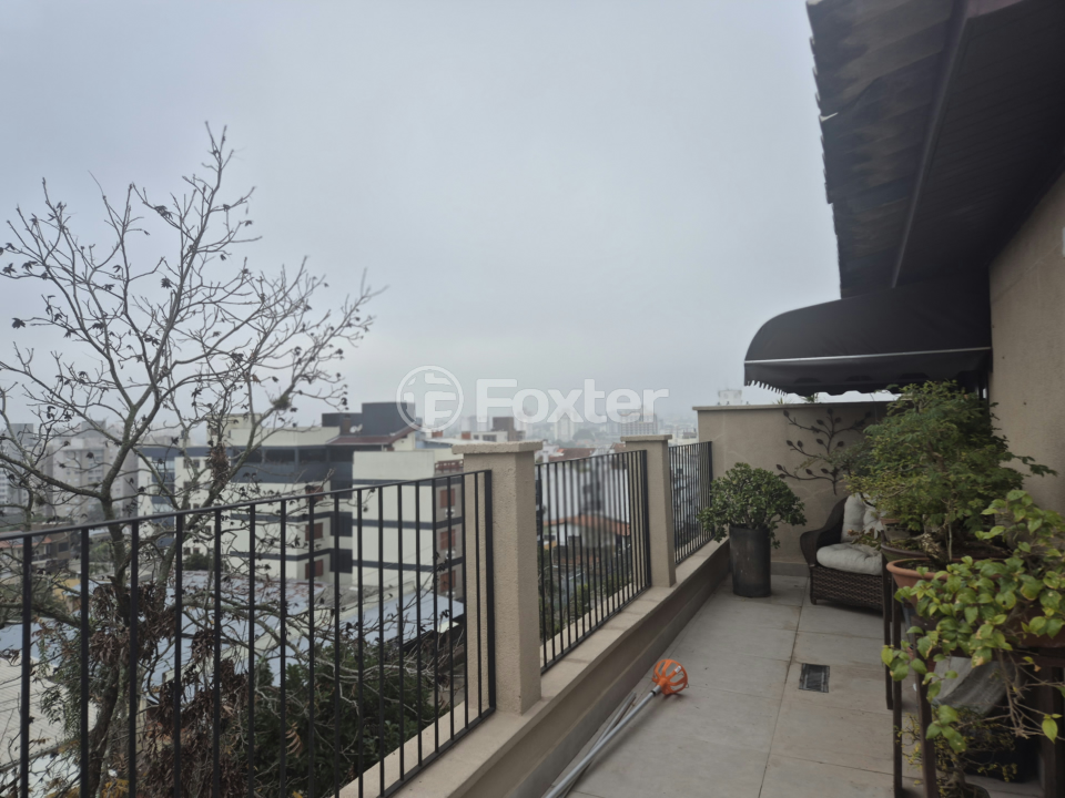 Cobertura à venda com 3 quartos, 250m² - Foto 7