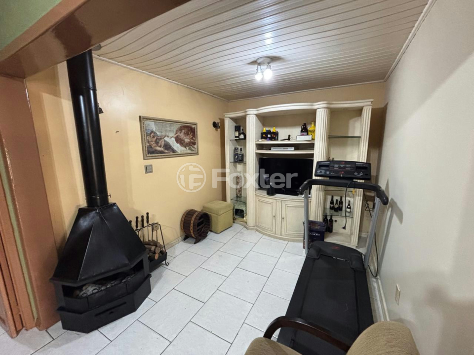 Casa à venda com 3 quartos, 129m² - Foto 2