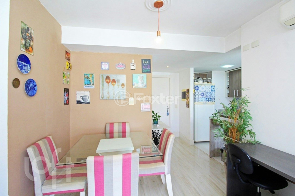 Apartamento à venda com 2 quartos, 60m² - Foto 7