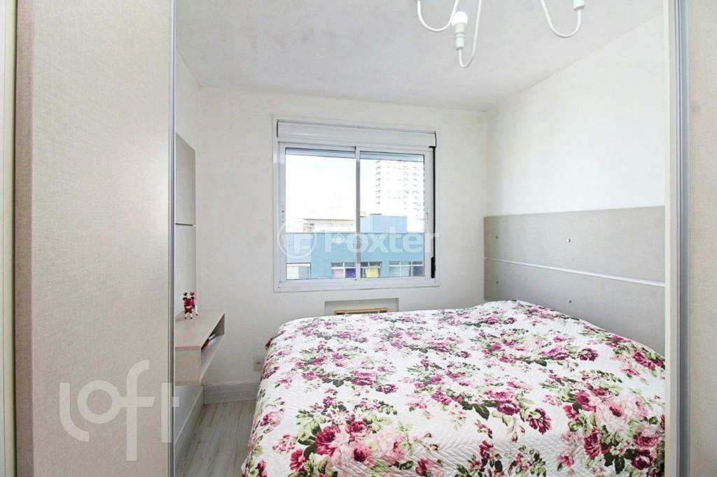 Apartamento à venda com 2 quartos, 60m² - Foto 17