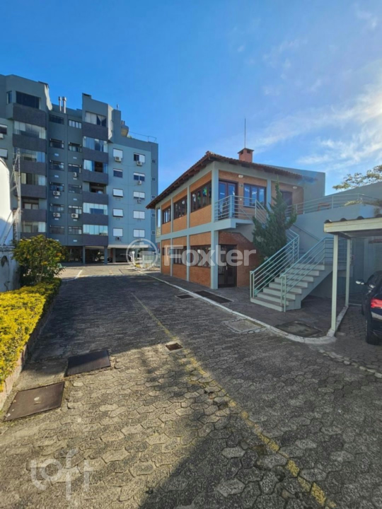 Apartamento à venda com 2 quartos, 67m² - Foto 12