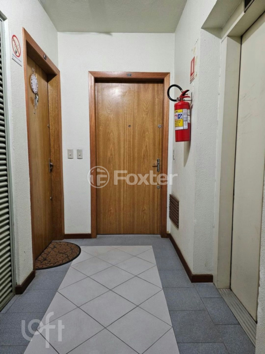 Apartamento à venda com 2 quartos, 67m² - Foto 13