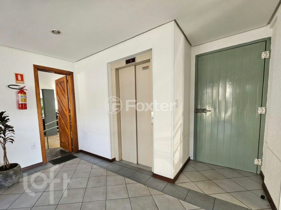 Apartamento à venda com 2 quartos, 67m² - Foto 14
