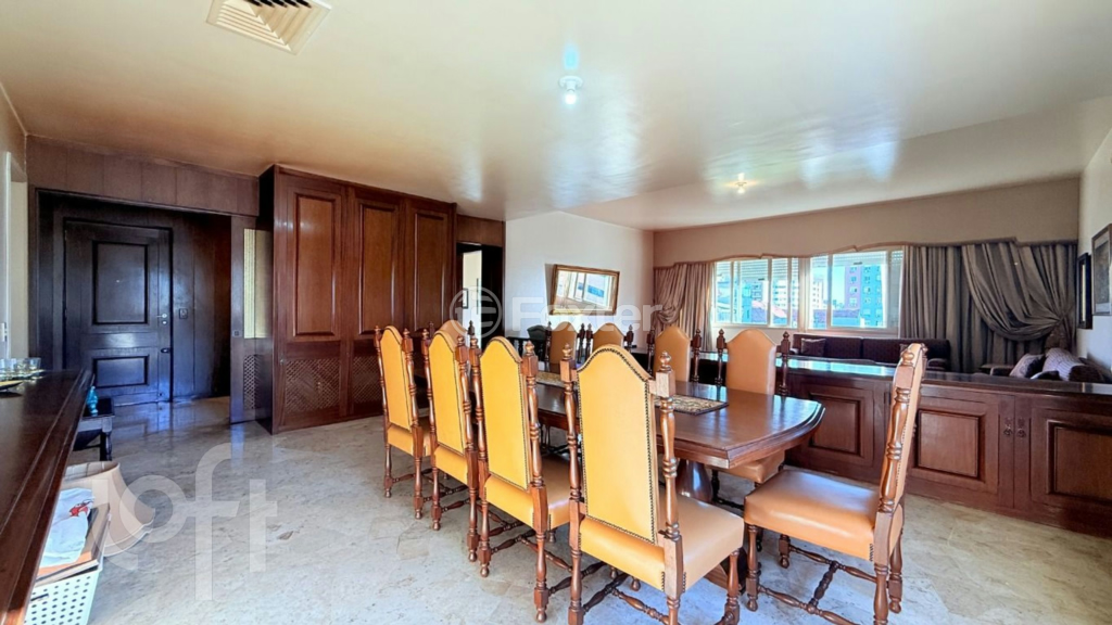 Apartamento à venda com 3 quartos, 226m² - Foto 8