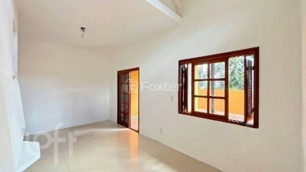 Casa à venda com 2 quartos, 105m² - Foto 4