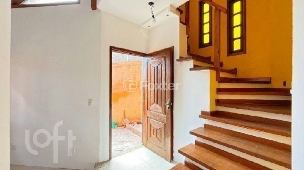 Casa à venda com 2 quartos, 105m² - Foto 2