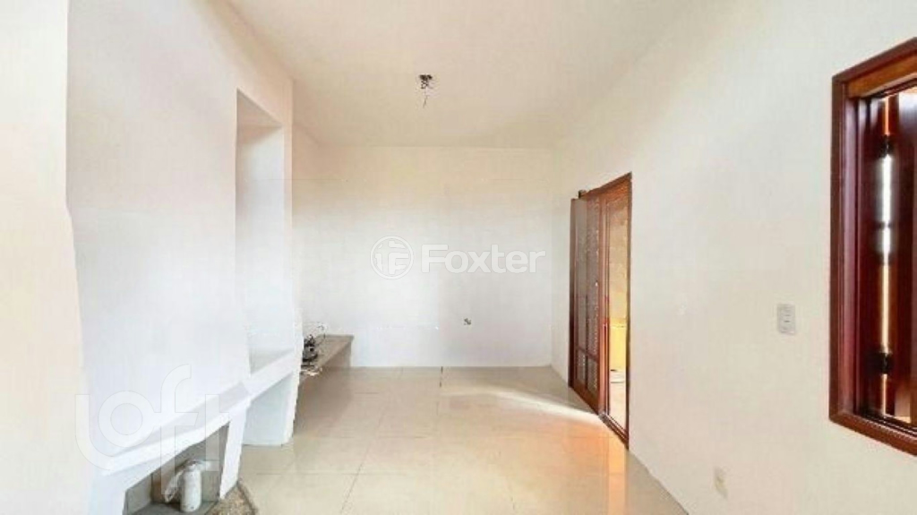 Casa à venda com 2 quartos, 105m² - Foto 3