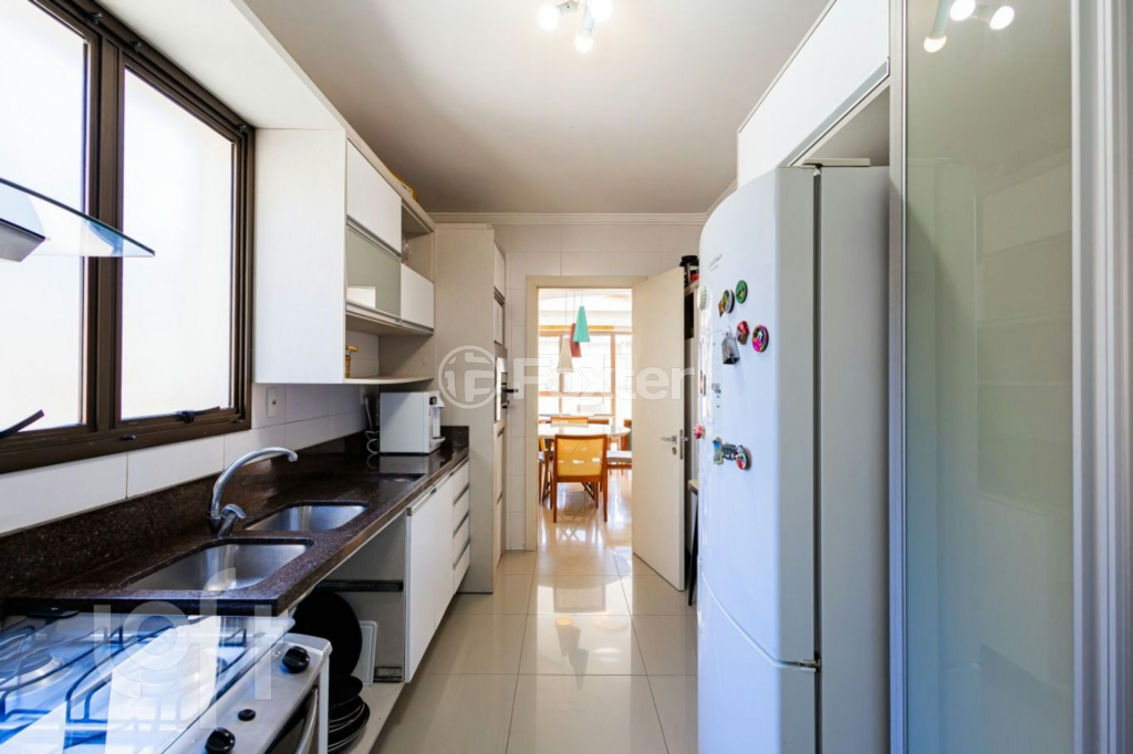 Apartamento à venda com 2 quartos, 140m² - Foto 10