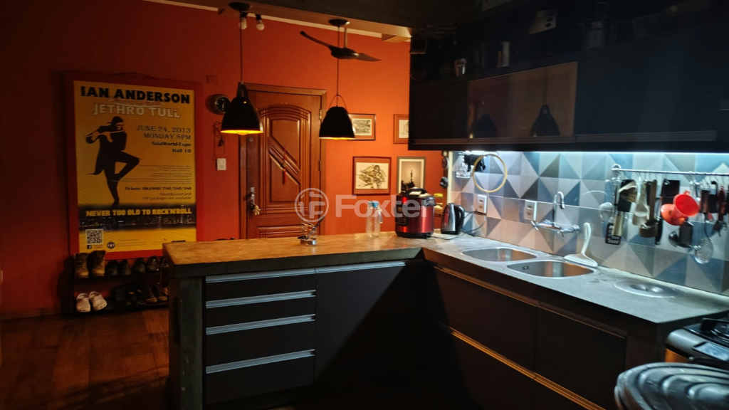 Apartamento à venda com 3 quartos, 136m² - Foto 1