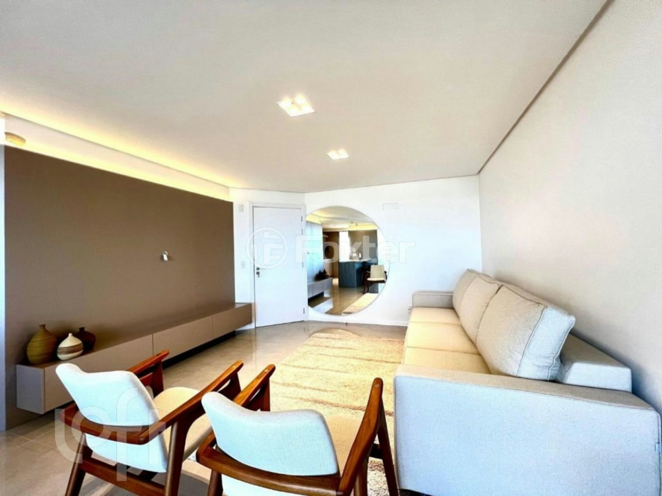 Apartamento à venda com 3 quartos, 104m² - Foto 2