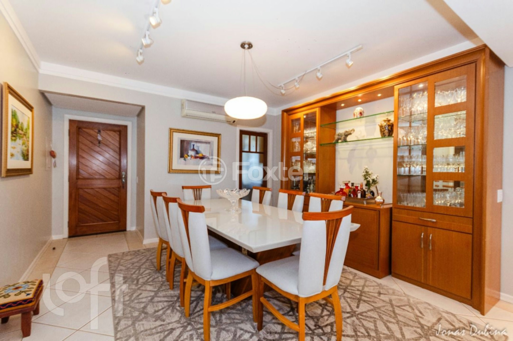 Apartamento à venda com 3 quartos, 136m² - Foto 6