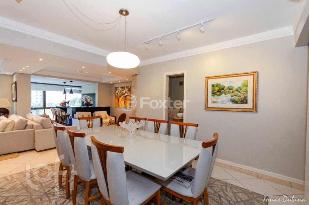 Apartamento à venda com 3 quartos, 136m² - Foto 4