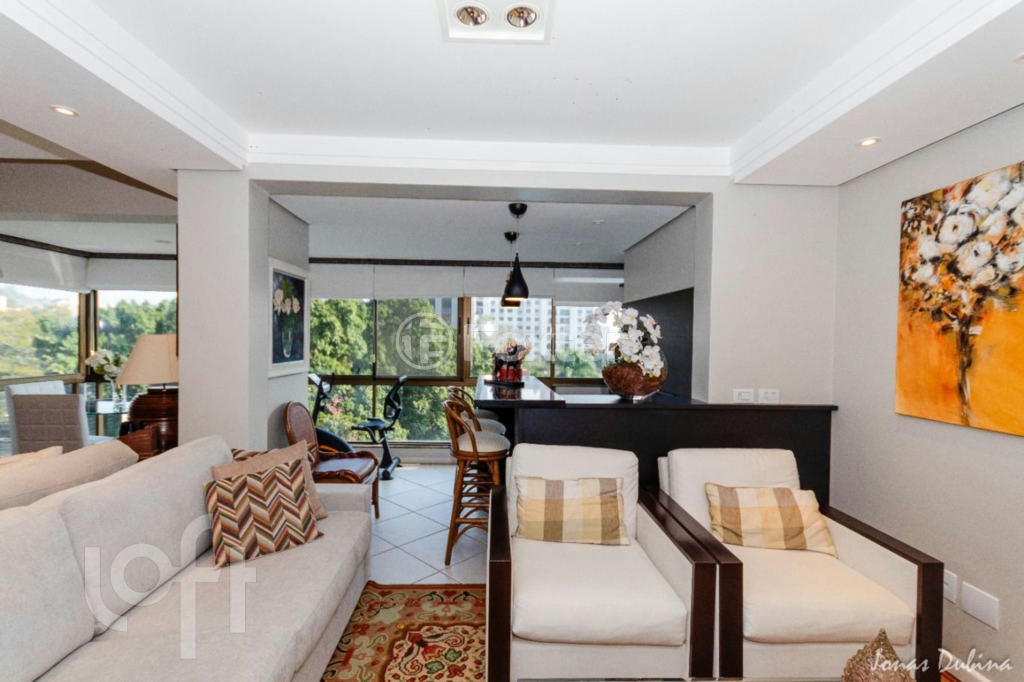 Apartamento à venda com 3 quartos, 136m² - Foto 19