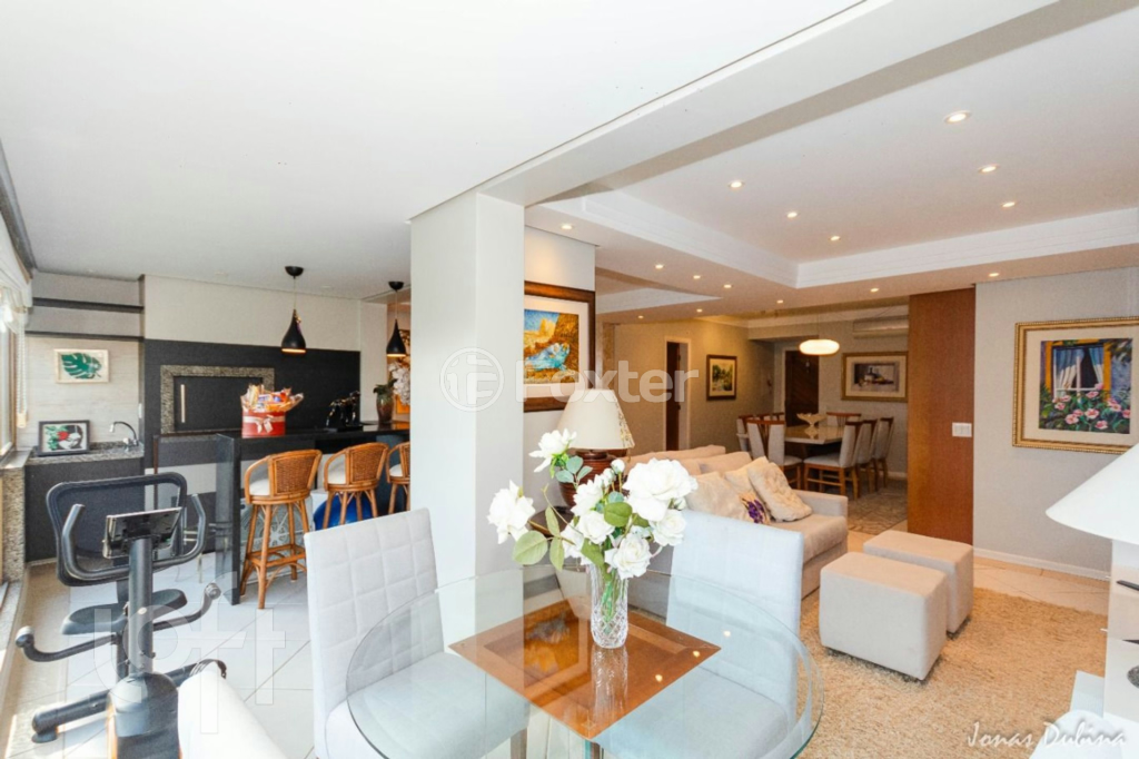 Apartamento à venda com 3 quartos, 136m² - Foto 12