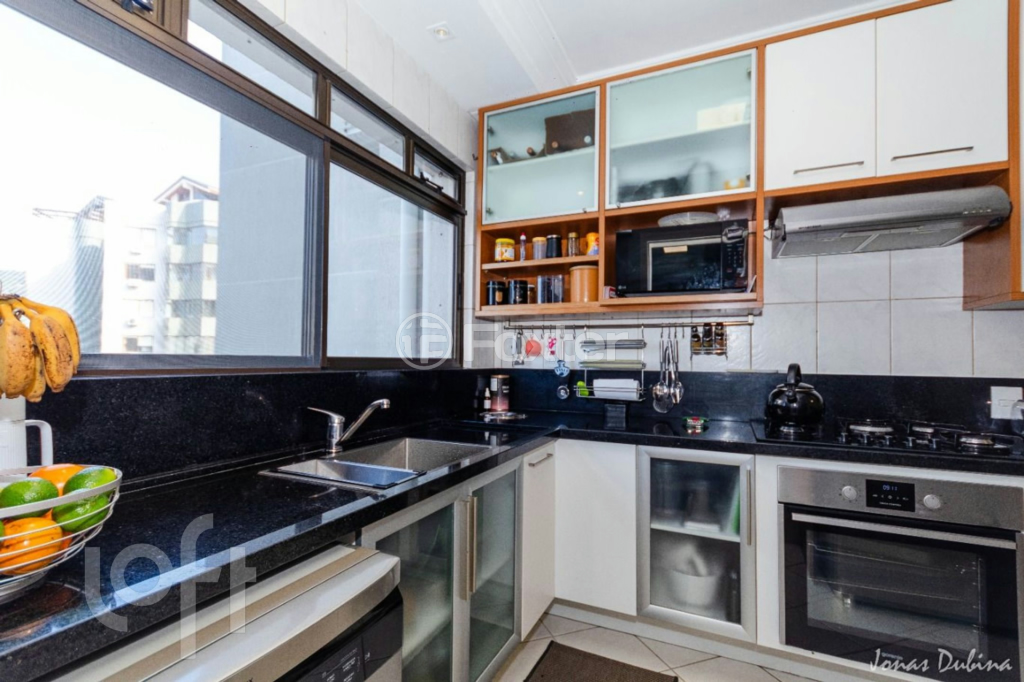 Apartamento à venda com 3 quartos, 136m² - Foto 25