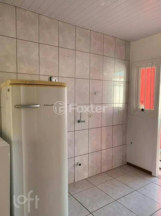 Casa à venda com 2 quartos, 52m² - Foto 5