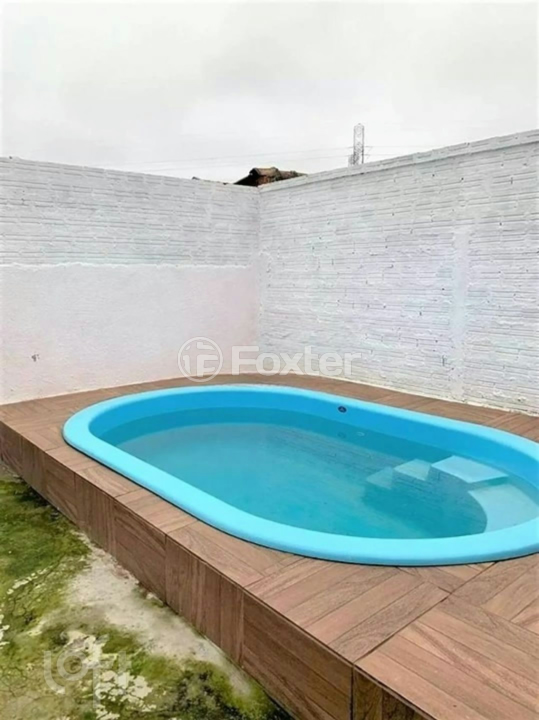 Casa à venda com 2 quartos, 52m² - Foto 3