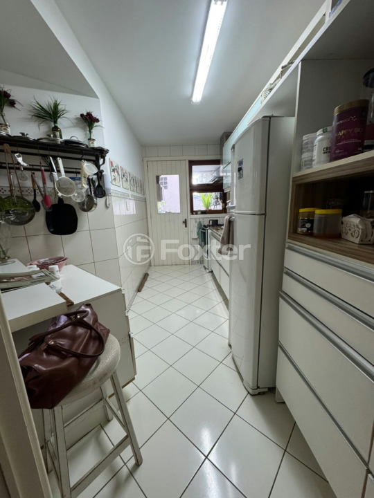 Apartamento à venda com 2 quartos, 96m² - Foto 3