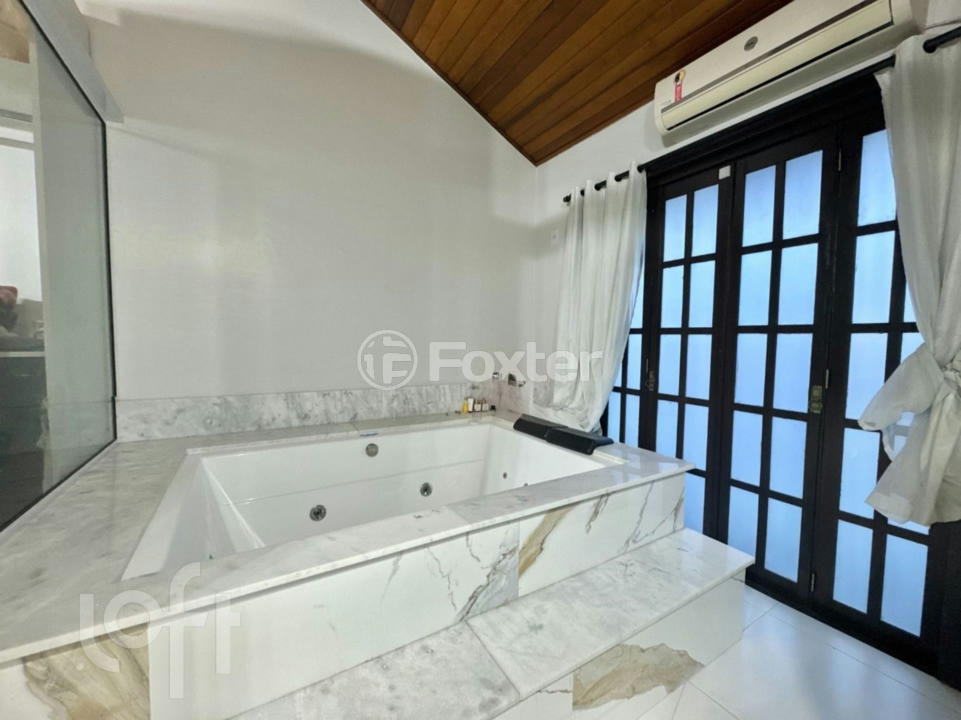 Casa à venda com 4 quartos, 293m² - Foto 15