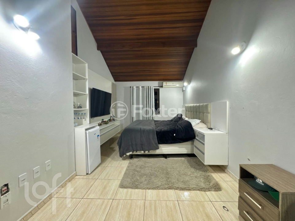Casa à venda com 4 quartos, 293m² - Foto 18