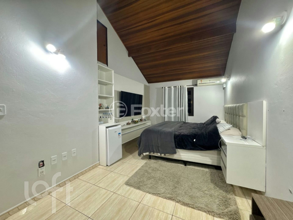 Casa à venda com 4 quartos, 293m² - Foto 17