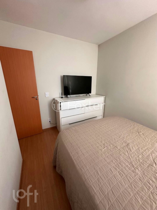 Apartamento à venda com 2 quartos, 44m² - Foto 1