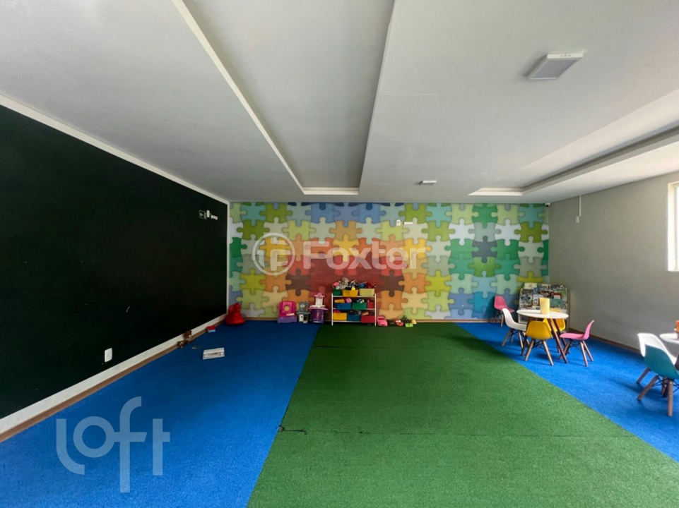 Apartamento à venda com 2 quartos, 44m² - Foto 47