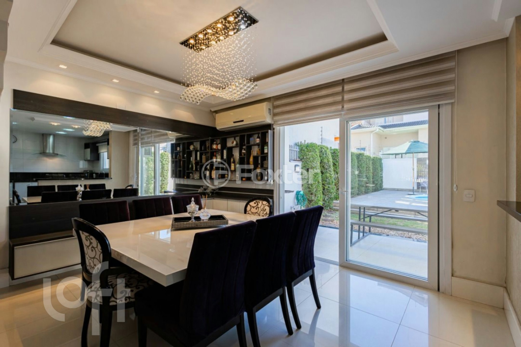 Casa à venda com 3 quartos, 270m² - Foto 8