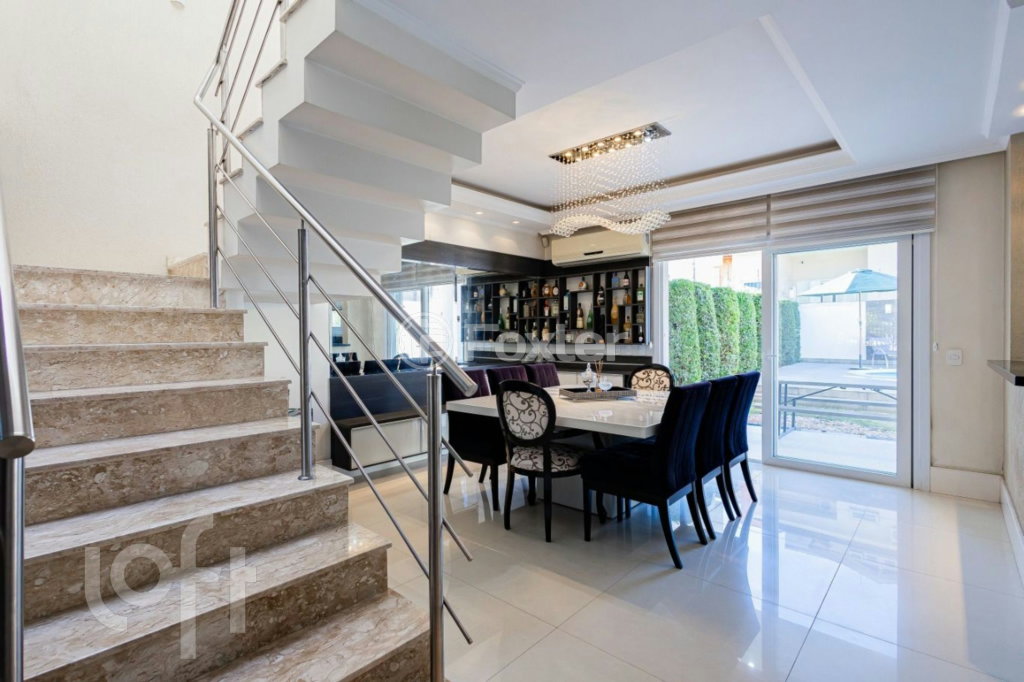 Casa à venda com 3 quartos, 270m² - Foto 10