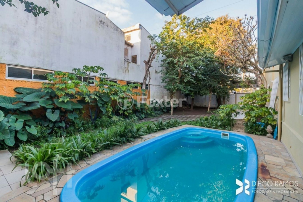 Casa à venda com 3 quartos, 252m² - Foto 32