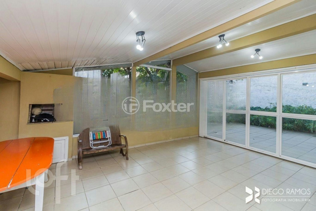 Casa à venda com 3 quartos, 252m² - Foto 18