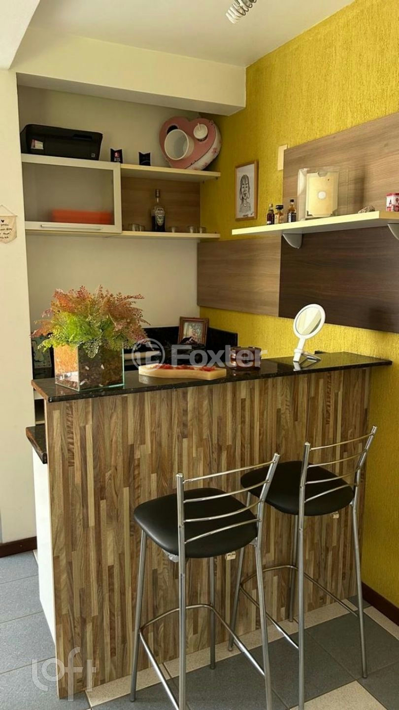 Casa à venda com 3 quartos, 250m² - Foto 3