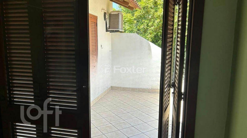 Casa à venda com 3 quartos, 250m² - Foto 28