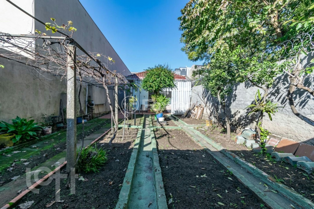 Casa à venda com 2 quartos, 120m² - Foto 32