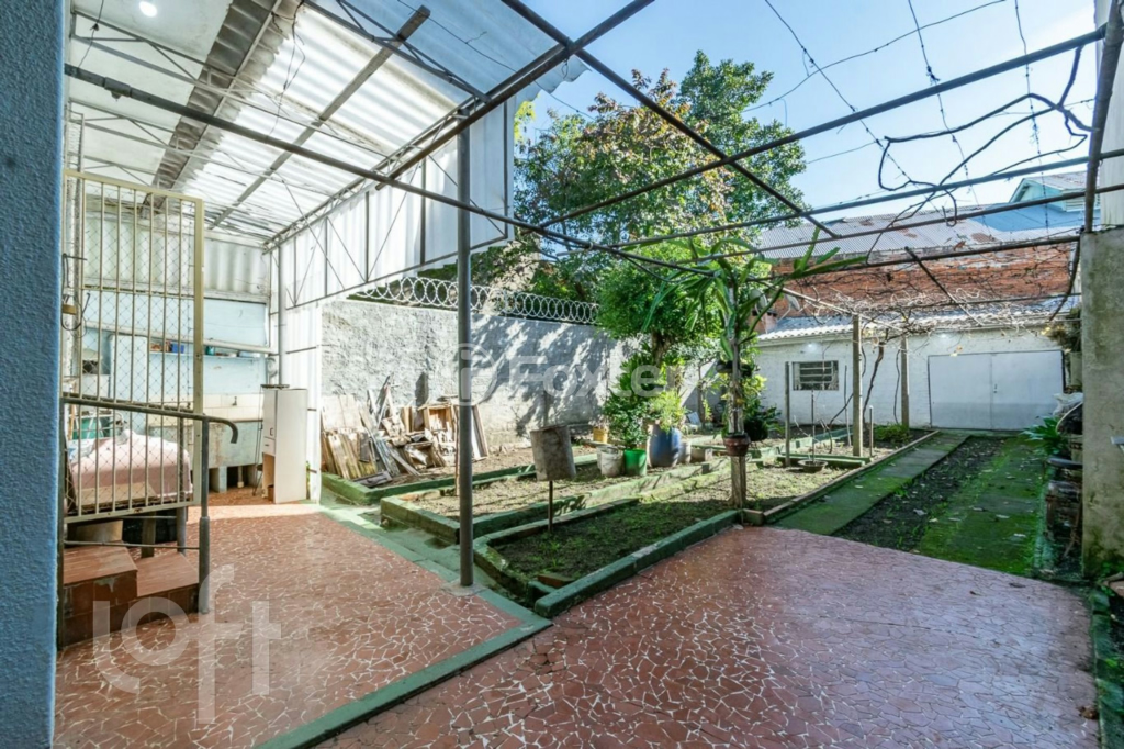 Casa à venda com 2 quartos, 120m² - Foto 27