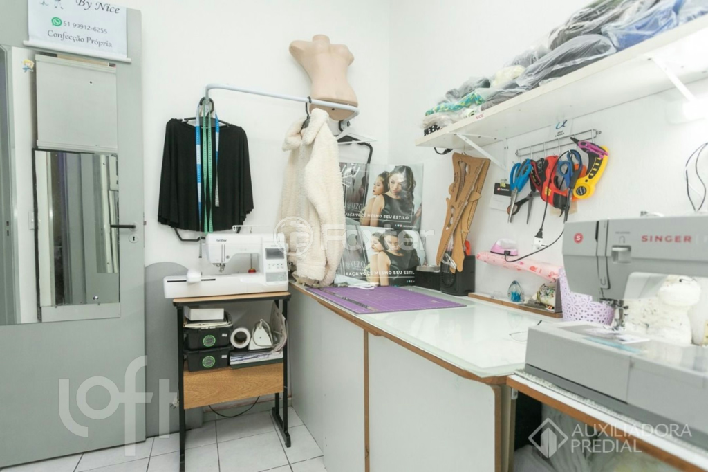 Apartamento à venda com 2 quartos, 42m² - Foto 13