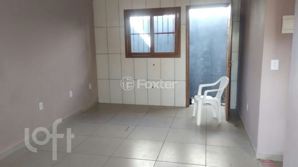 Casa à venda com 2 quartos, 55m² - Foto 1