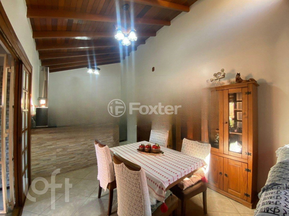 Casa à venda com 4 quartos, 125m² - Foto 4