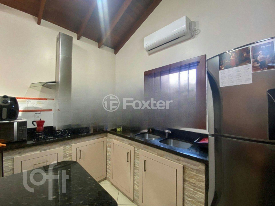 Casa à venda com 4 quartos, 125m² - Foto 6